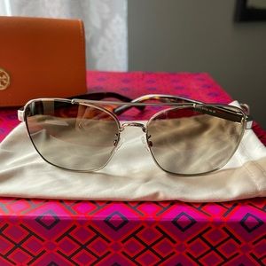 Tory Burch Gold Tone Navigator Sunglasses